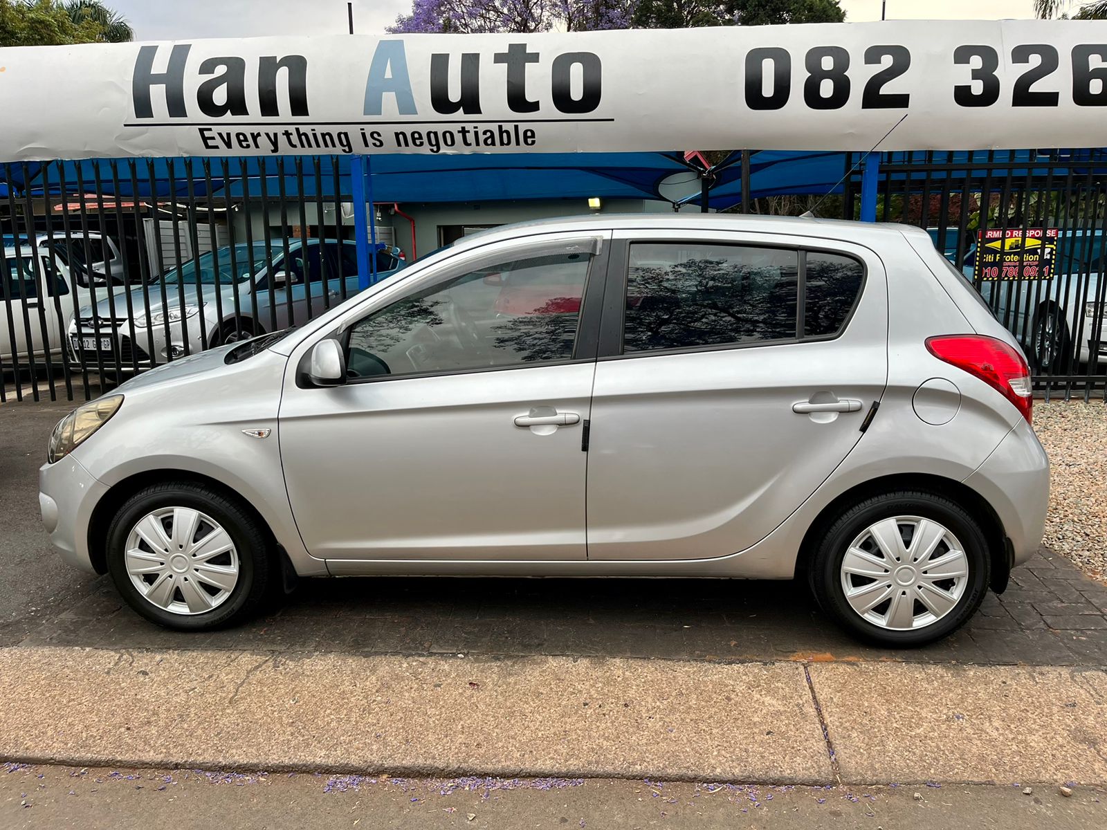 2010 Hyundai i20 1.6i - Image 3