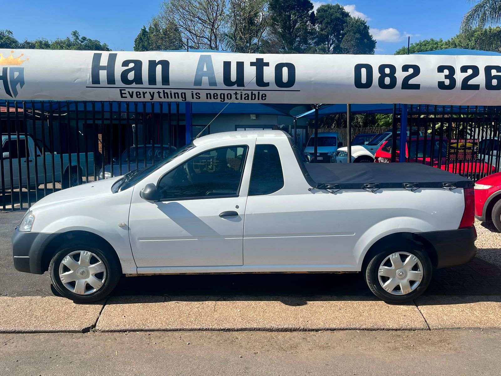 2015 Nissan NP200 1.6i A/C - Image 4